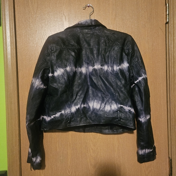 Rock & Republic Tie Dye Black Moto Jacket - Picture 3 of 5